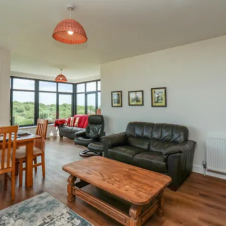 29 Gap Road * Filey